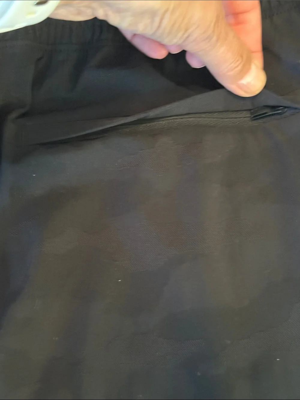 Athleta Women’s Textured Brooklyn Black Camo Jogger Pants Size 12